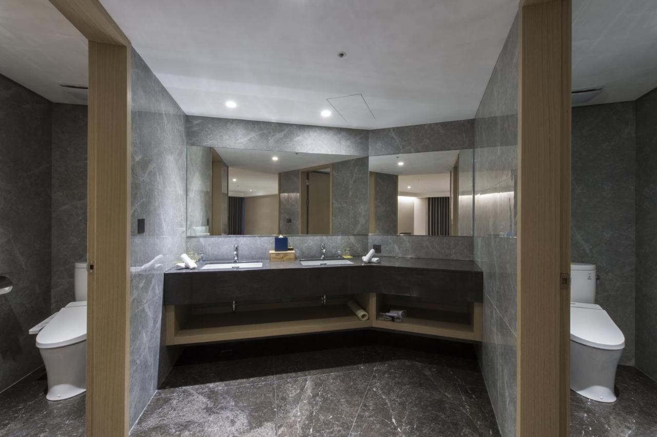 Golden Tulip Fab Hotel New Taipei Tamsui Esterno foto
